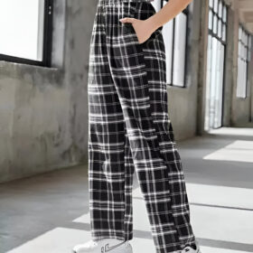 Women's Black & White Plaid Wide-Leg Pants